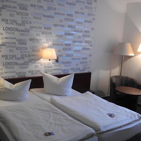 Hotel Anhalt Koethen  Esterno foto