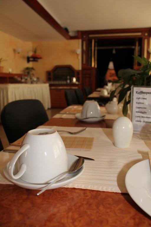 Hotel Anhalt Koethen  Esterno foto