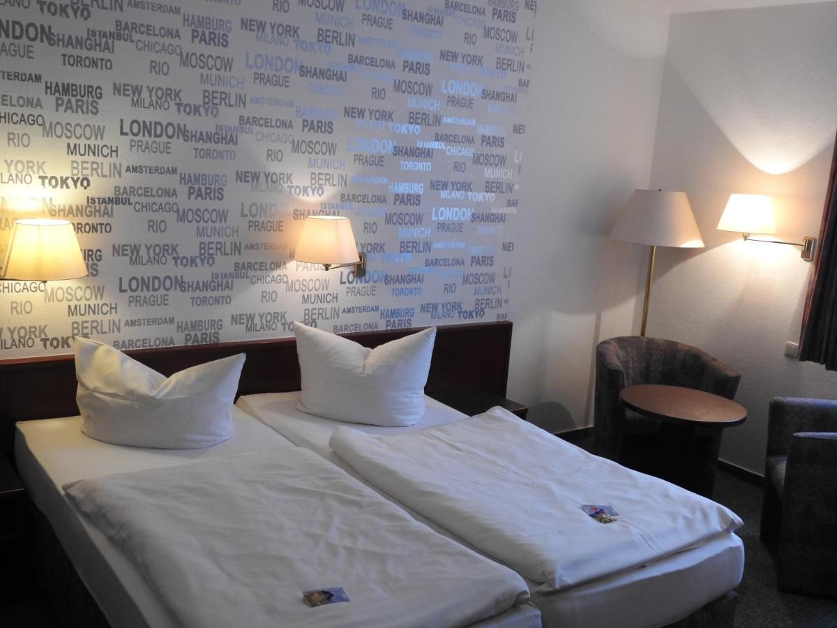 Hotel Anhalt Koethen  Esterno foto
